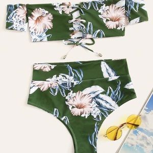 Cute high waisted swimsuit!